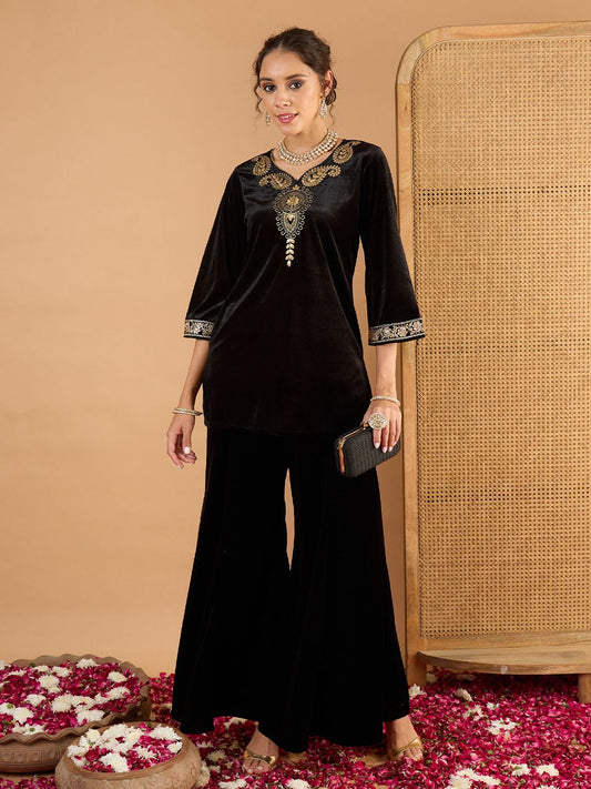 Women Ethnic Motifs Embroidered Kurta with Palazzo