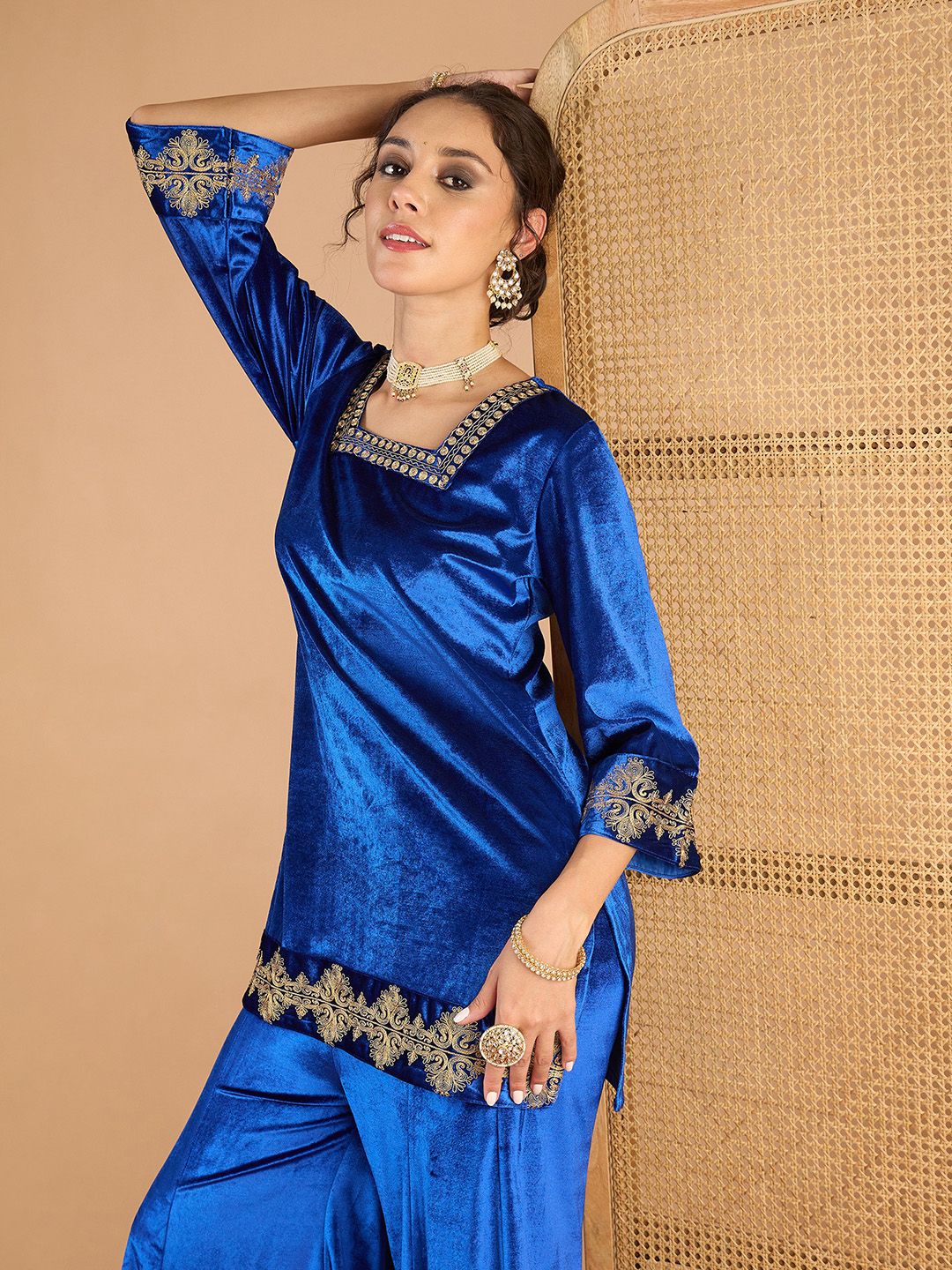 Women Ethnic Motifs Embroidered Kurta with Palazzo