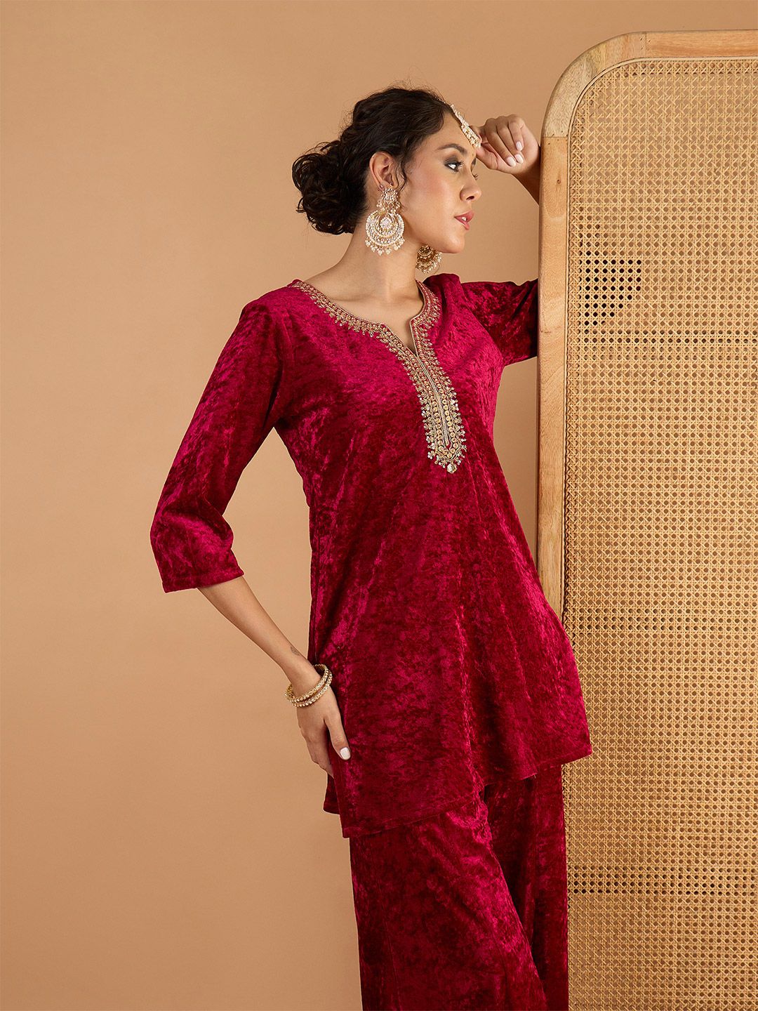Women Ethnic Motifs Embroidered Kurta with Palazzo