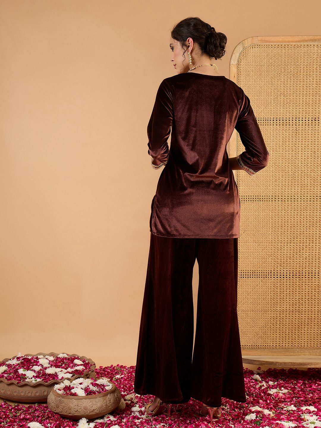 Women Ethnic Motifs Embroidered Kurta with Palazzo