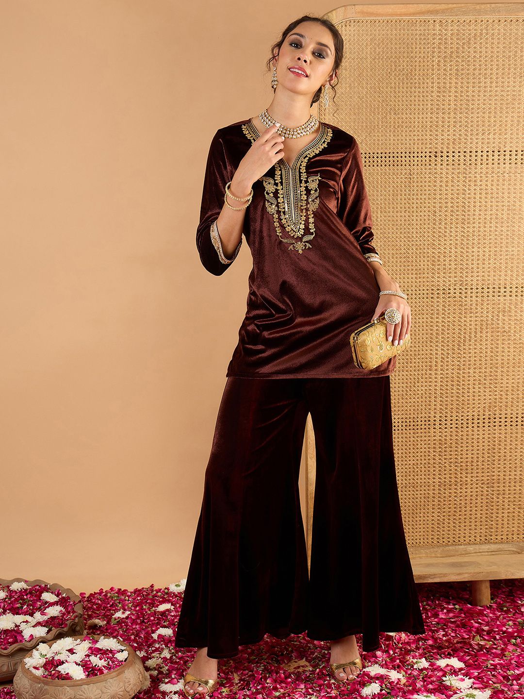 Women Ethnic Motifs Embroidered Kurta with Palazzo