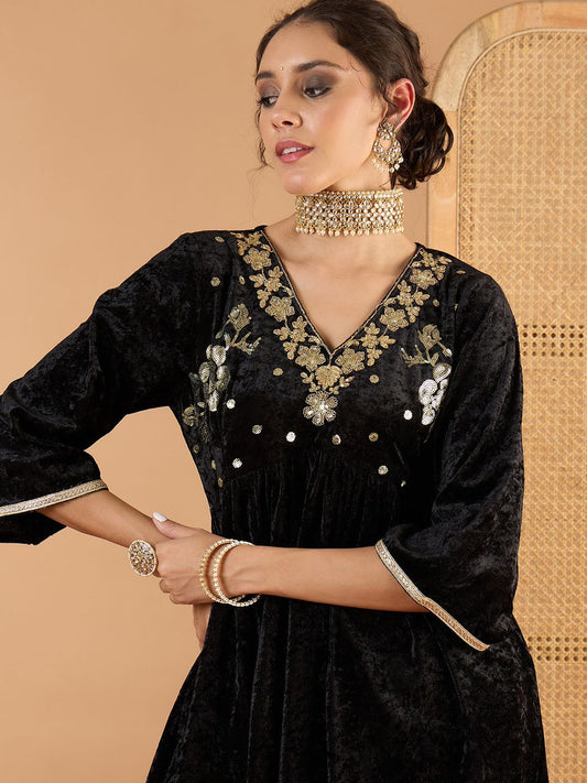 Women Ethnic Motifs Embroidered Tiered Mirror Work Kurti with Palazzos