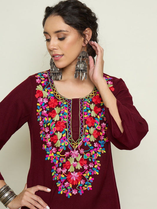 Women Floral Embroidered Woollen Kurta with Trousers