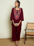 Women Floral Embroidered Woollen Kurta with Trousers