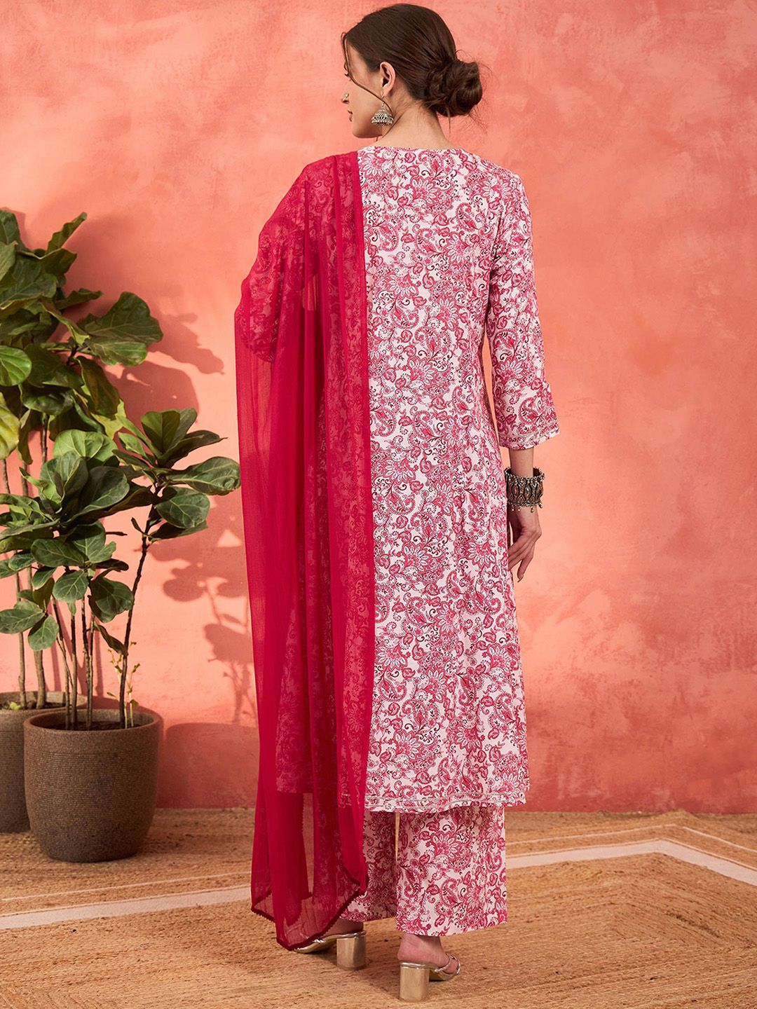 Women Floral Printed Cotton Kurta with Palazzo & Dupatta