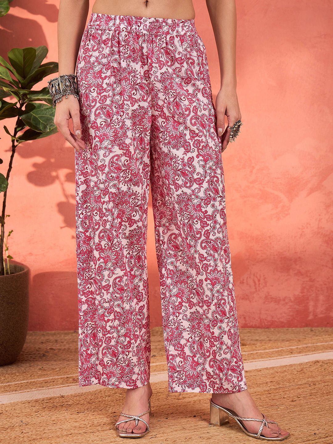 Women Floral Printed Cotton Kurta with Palazzo & Dupatta