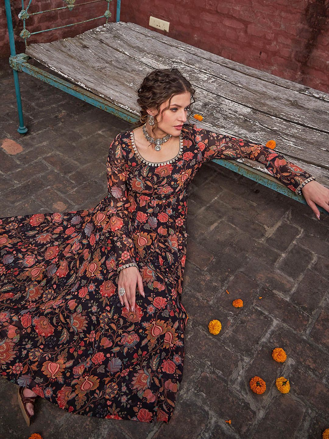 Women Floral Printed Kurta with Palazzos