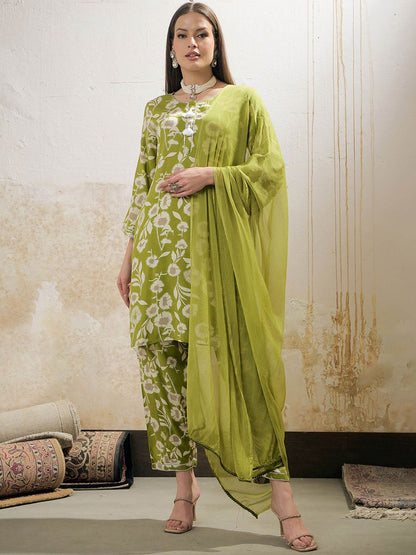 Women Floral Printed Kurta with Trouser & Dupatta