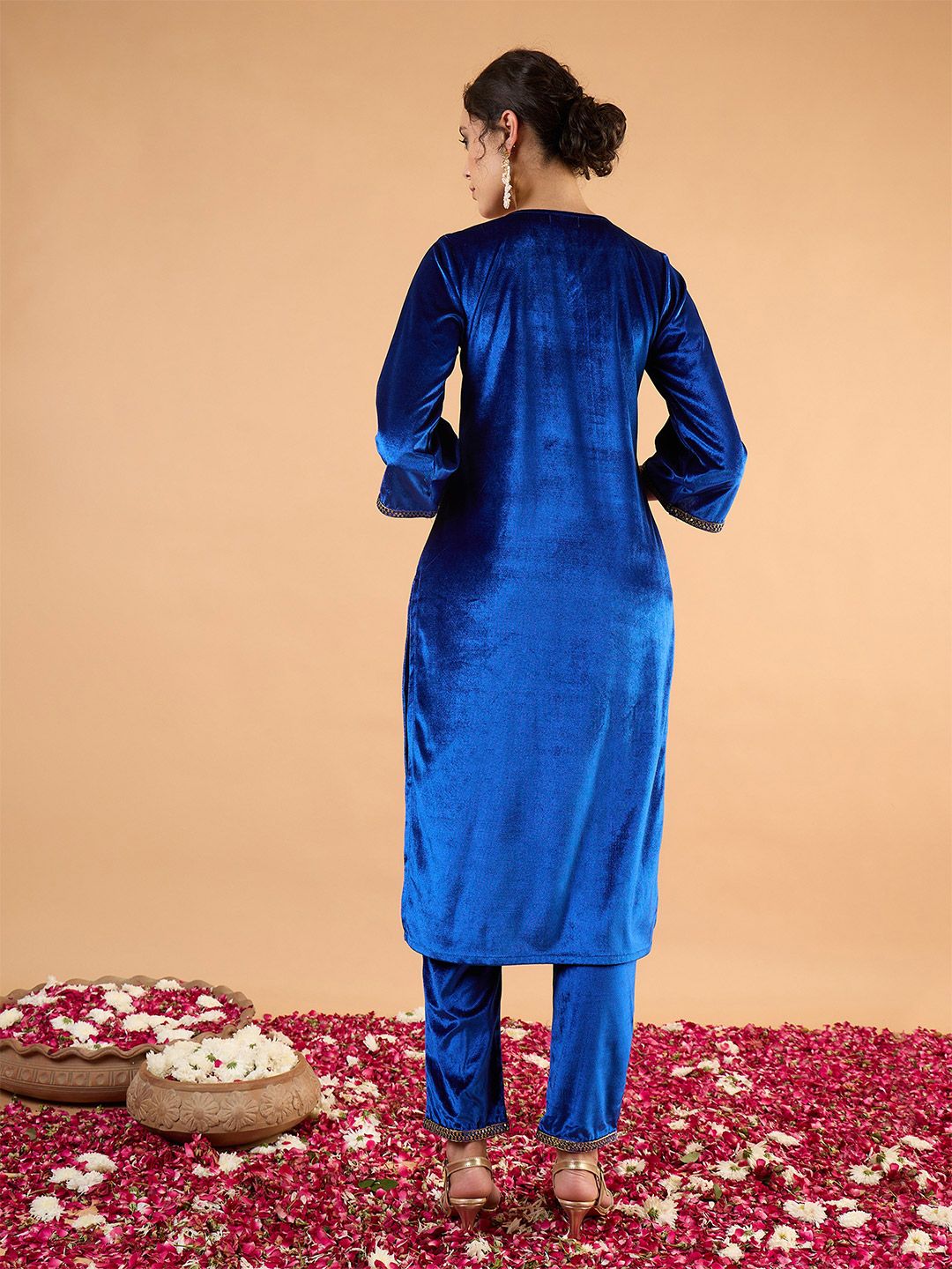 Women Velvet Ethnic Motifs Embroidered Kurta with Trousers