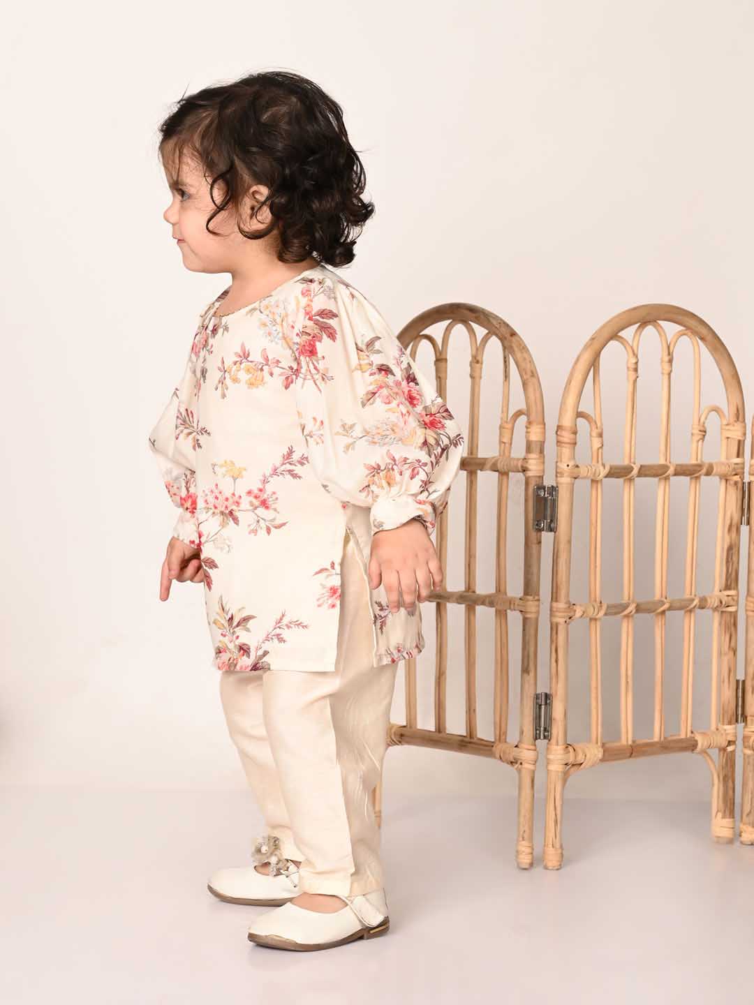 Sishu Girl's Cream Floral Print Kurta Pyjama Set