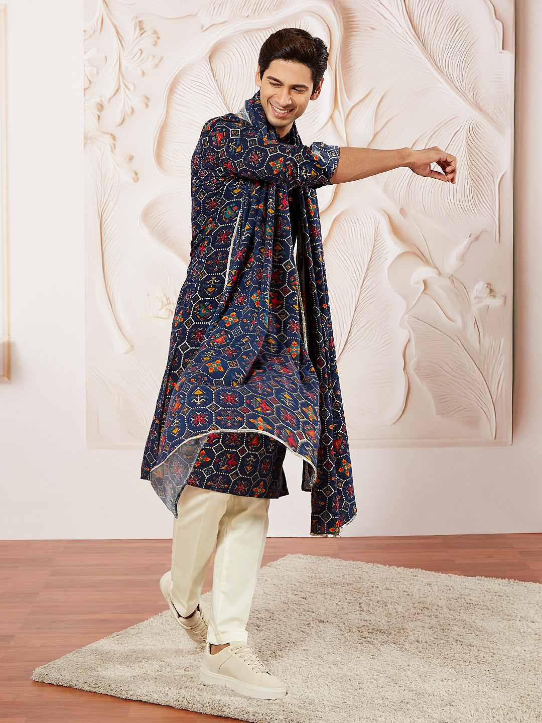 Blue Silk Blend Wedding Men's Kurta Set with Dupatta