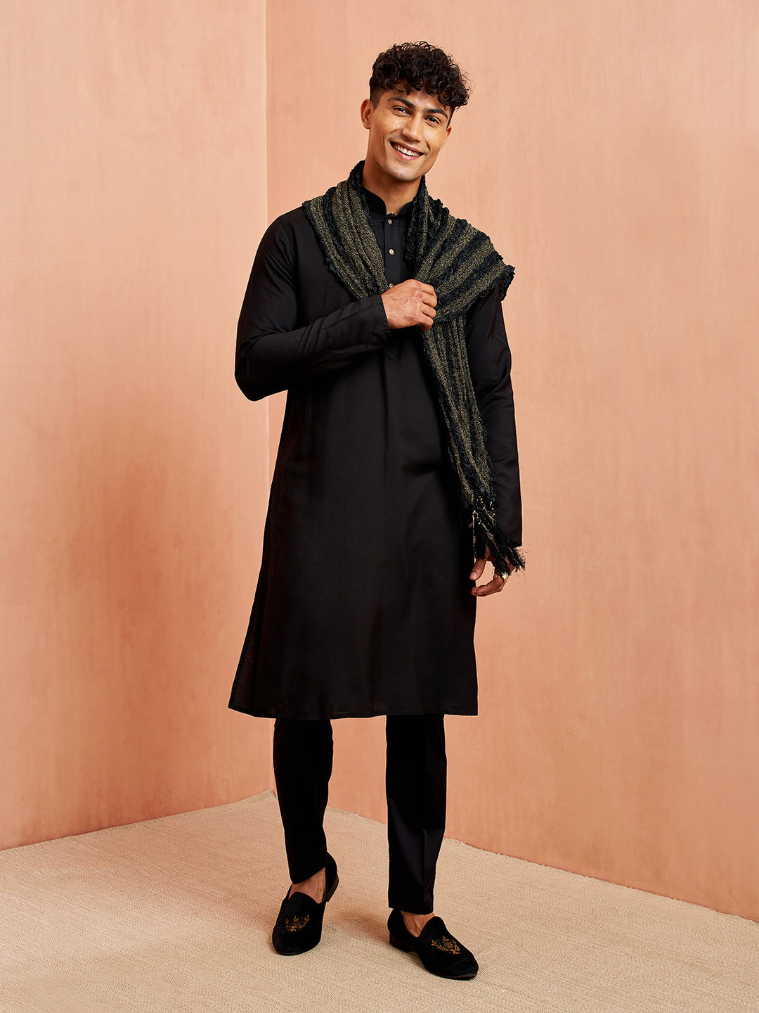 Black Silk Wedding Wear Men'S Kurta Set With Dupatta