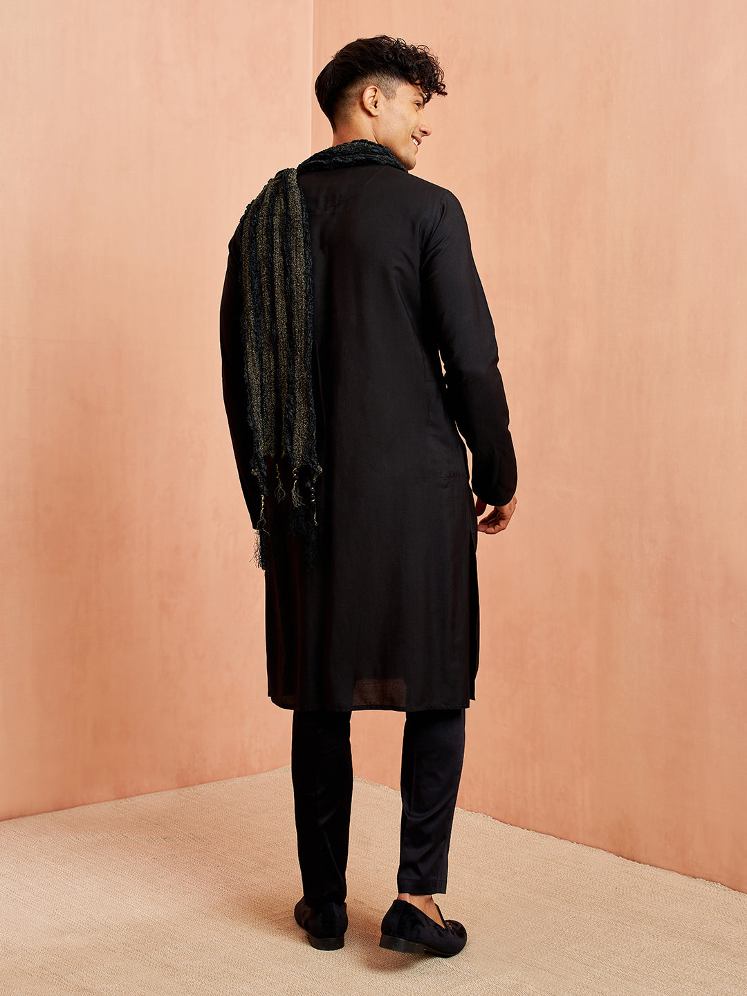 Black Silk Wedding Wear Men'S Kurta Set With Dupatta