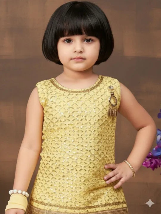 Girls Ethnic Motifs Embroidered Regular Sequinned Kurta with Patiala & With Dupatta