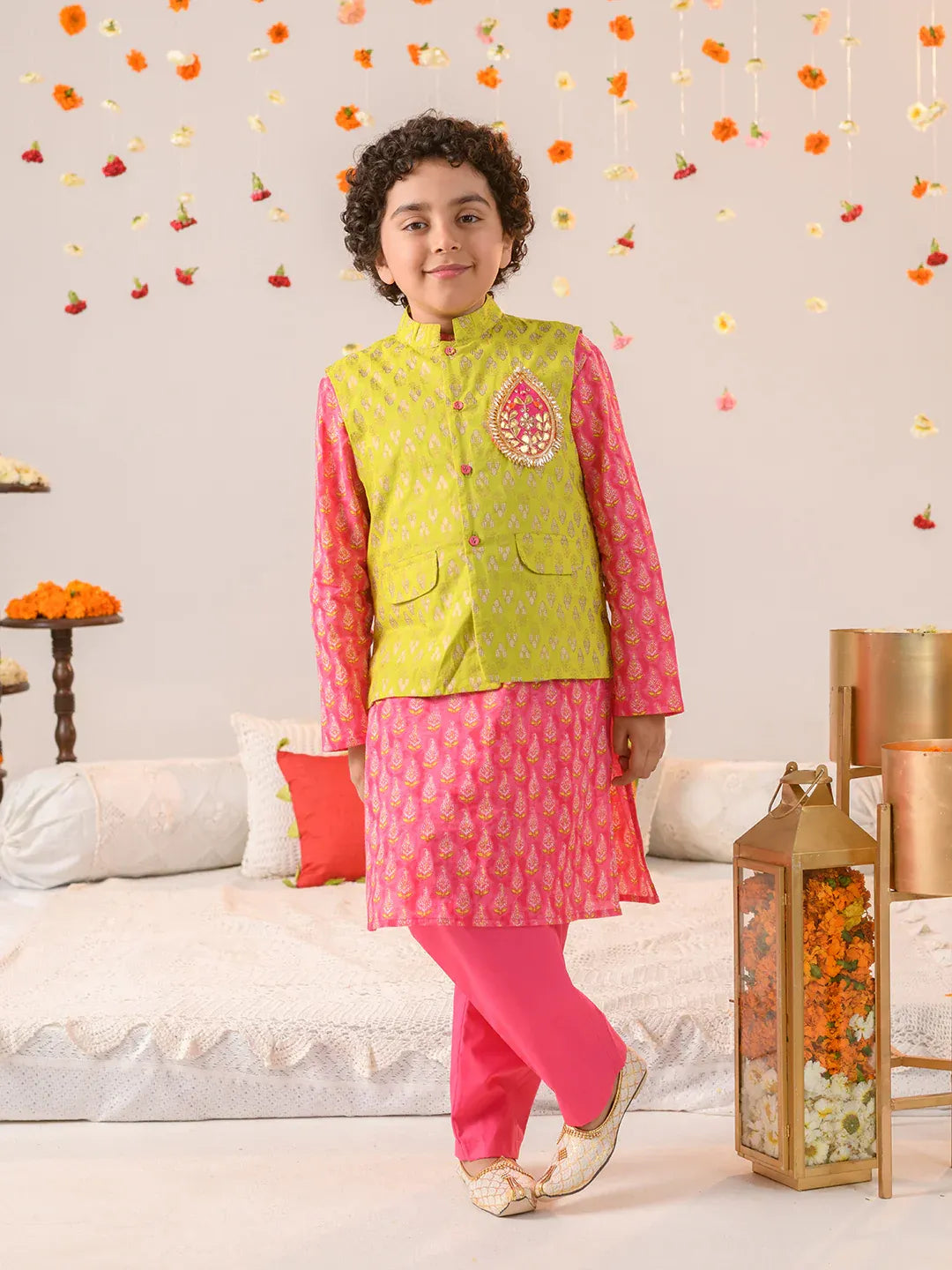 Boys Green & Mageta Ethnic Booti Print Cotton Straight Fit Kurta & Pyjama With Jacket
