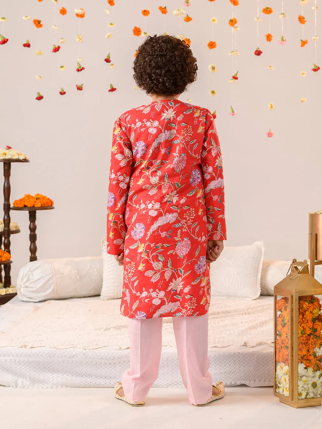 Boys Floral Printed Regular Pure Cotton Kurta With Pyjamas
