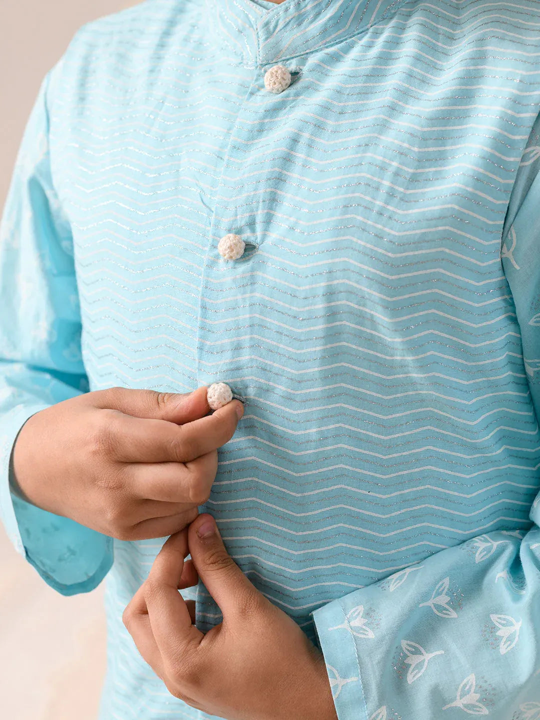 Boys Blue & White Printed Pure Cotton Straight Fit Kurta With Pyjamas & Nehru Jacket