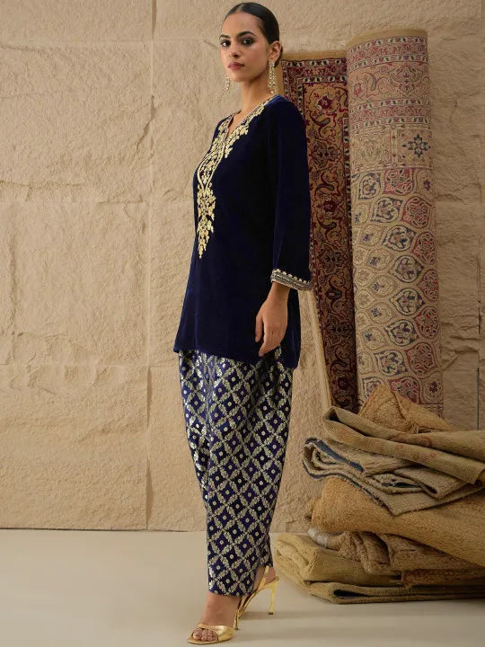 Ethnic Motifs Embroidered Thread Work Velvet Kurta With Patiala
