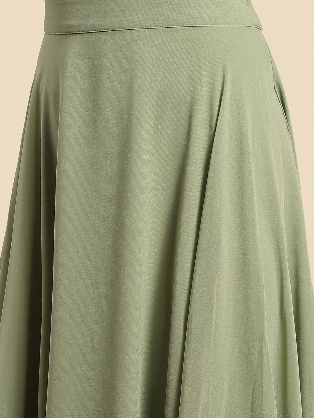 Flared skirt with crop top in Pastel Colors