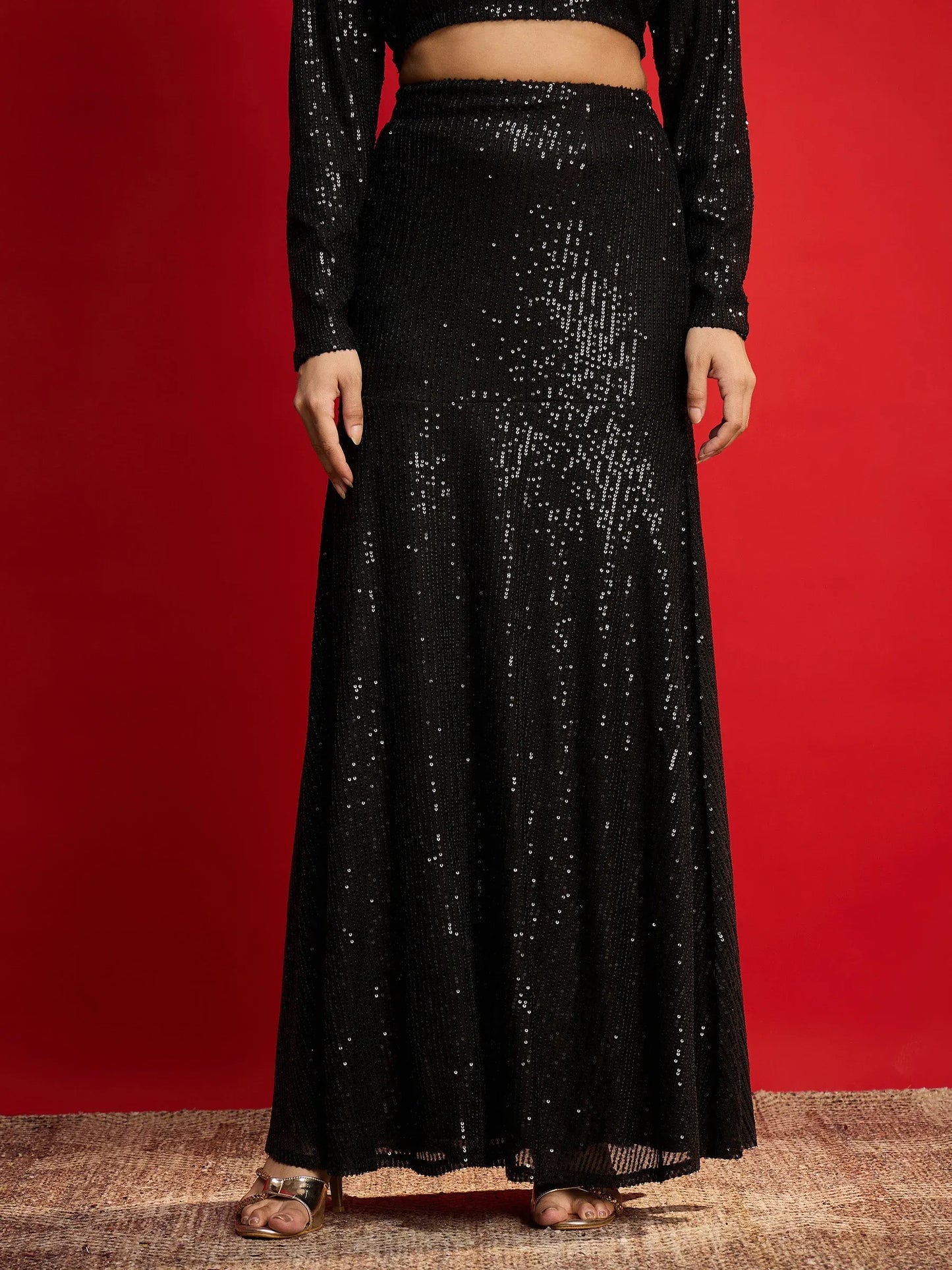 Women Metallic Shine Sequins Crop Top With Fish Cut Skirt