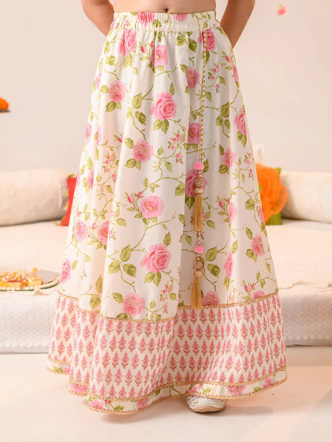 Girls Off white & Pink foil Printed Cotton Flared Lehenga & Blouse with dupatta