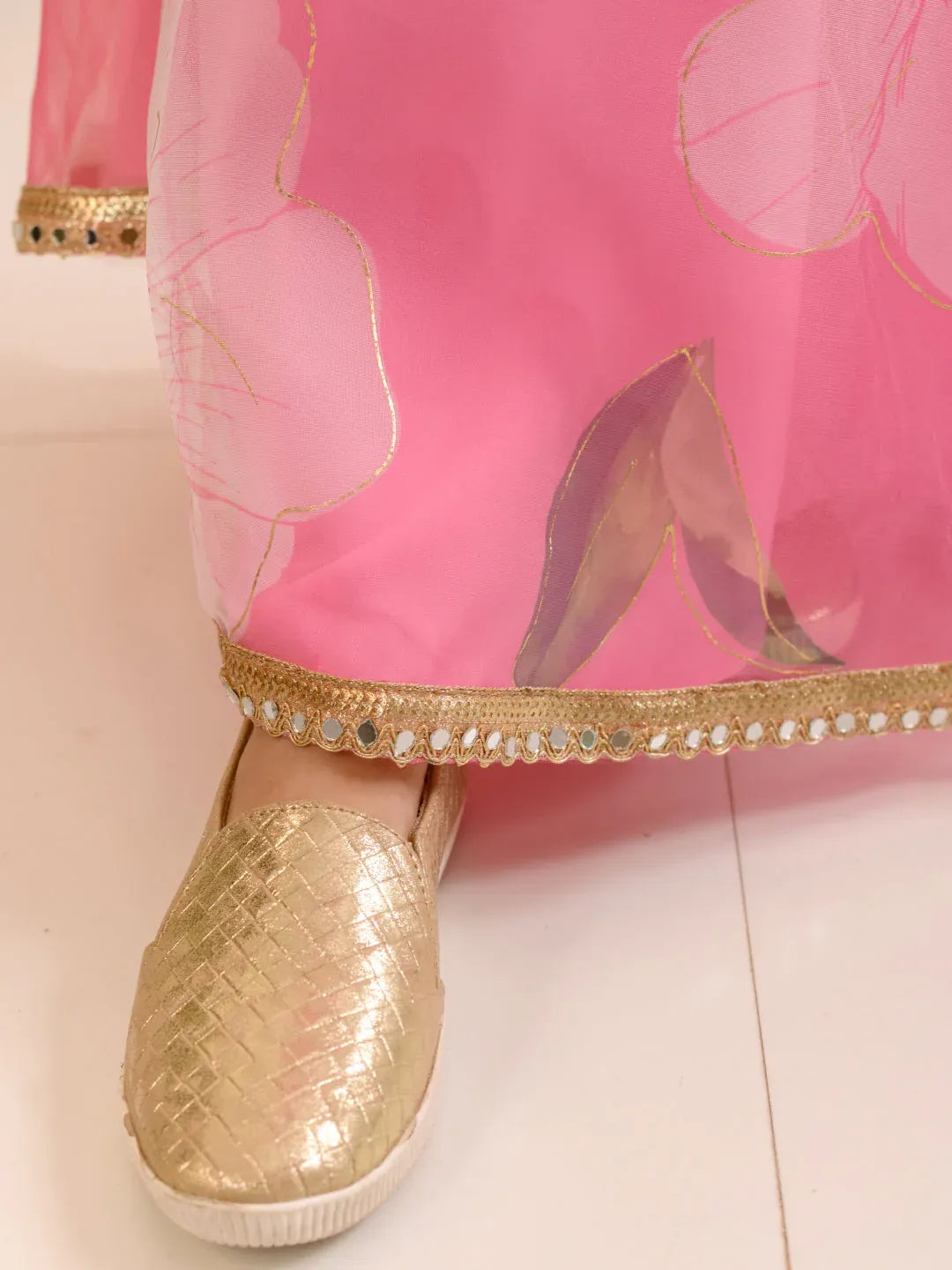 Girls Pink Ethnic Foil Print Organza Circular Lehenga & Choli With Dupatta