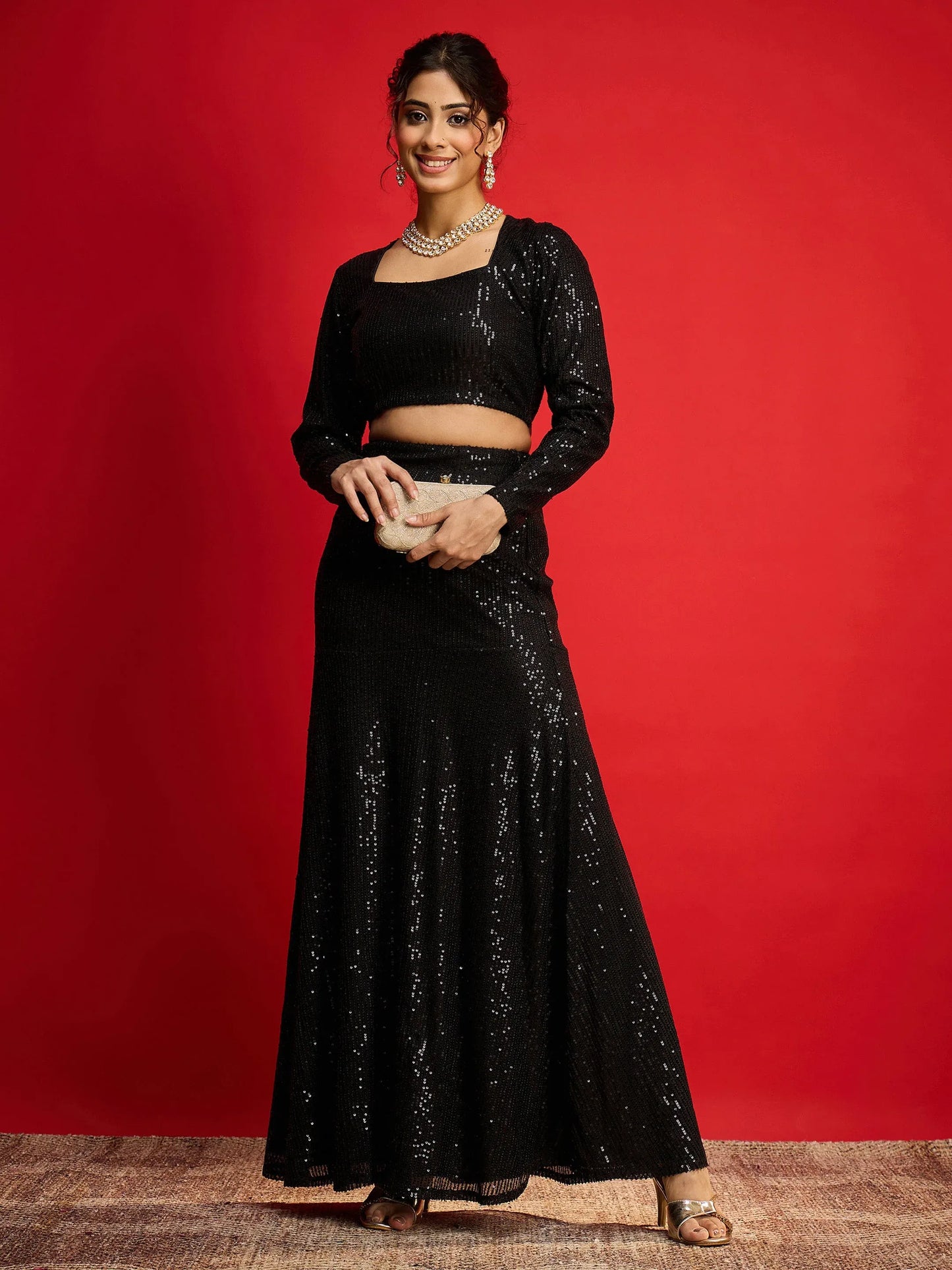 Women Metallic Shine Sequins Crop Top With Fish Cut Skirt
