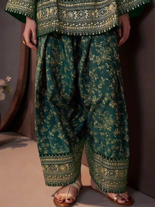 Women Ethnic Motifs Embroidered Regular Velvet Kurta with Farshi & With Dupatta