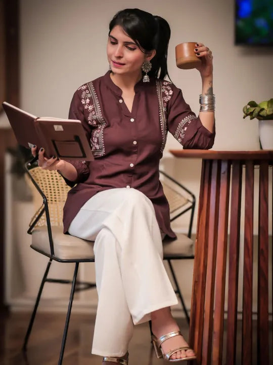 Women Ethnic Motifs Embroidered Mandarin Collar A-Line Tunic