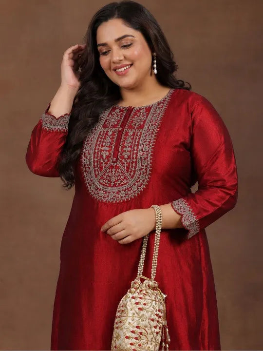 Women Embroidered Thread Work Kurta