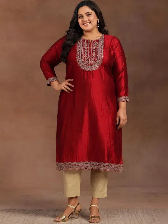 Women Embroidered Thread Work Kurta