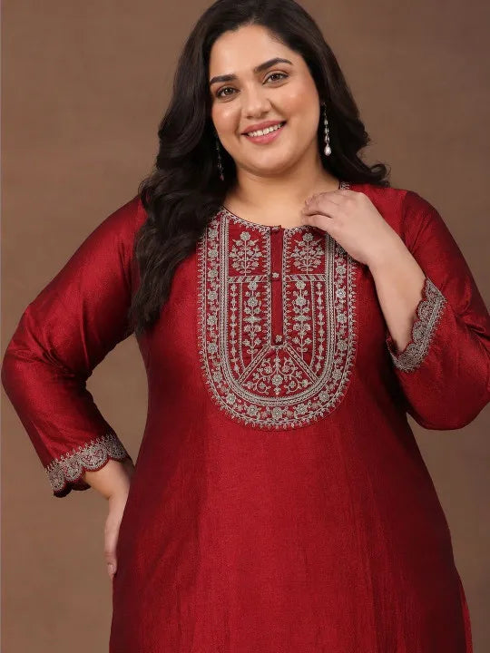 Women Embroidered Thread Work Kurta