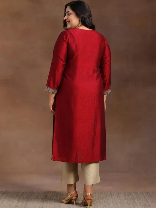 Women Embroidered Thread Work Kurta