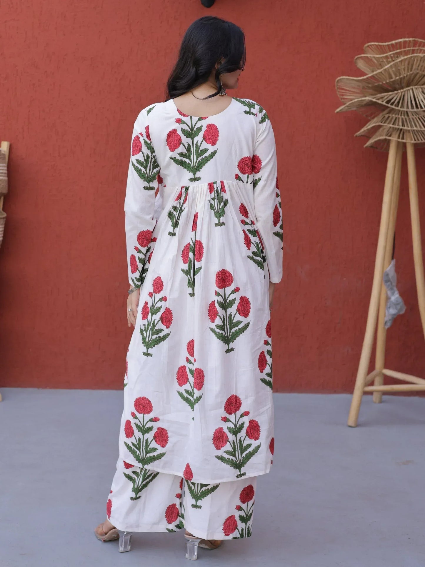 Dazzling Pink Floral Printed Cotton Casual Wear Kurti With Pant