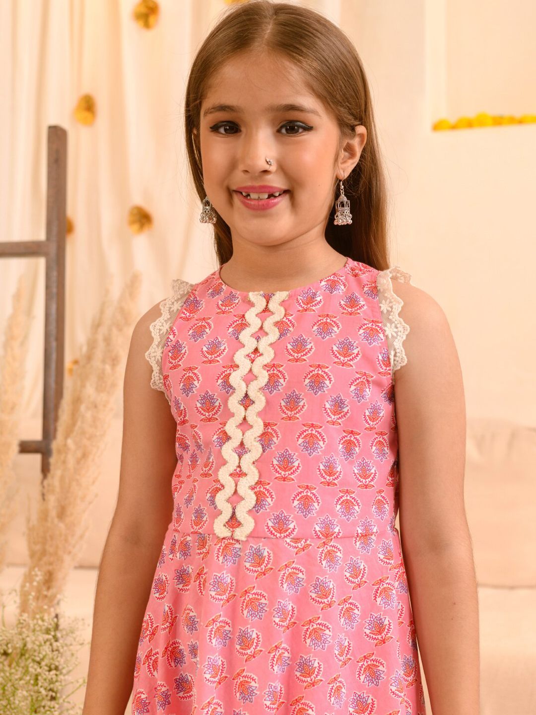Girls Ethnic Motifs Printed Pure Cotton Kurta With Trousers & With Dupatta