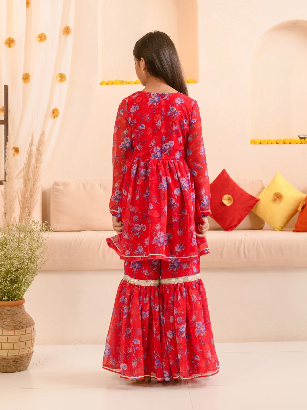 Girls Floral Printed Regular A-Line Kurta & Sharara With Dupatta
