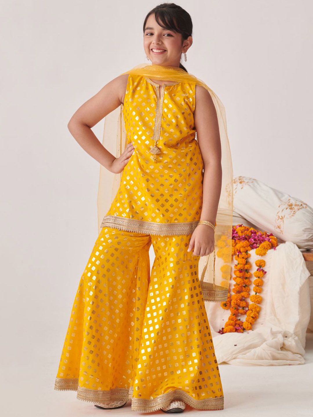 Girls Floral Printed Regular Gotta Patti Kurta Sharara With Dupatta