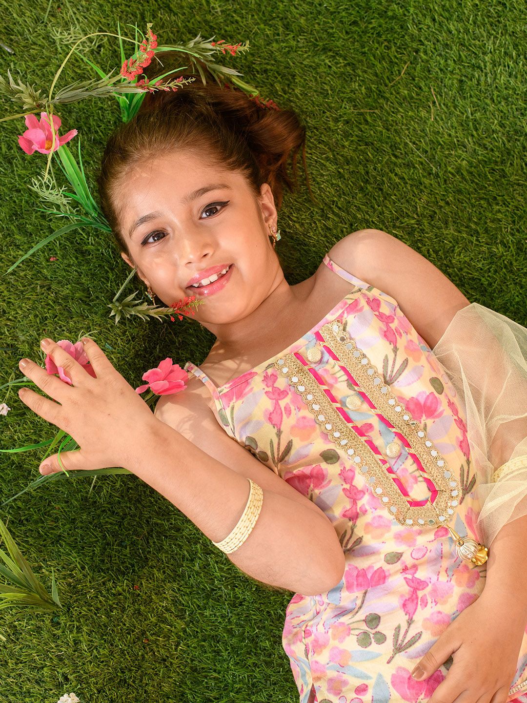 Girls Floral Printed Regular Pure Cotton Kurta with Sharara & Dupatta