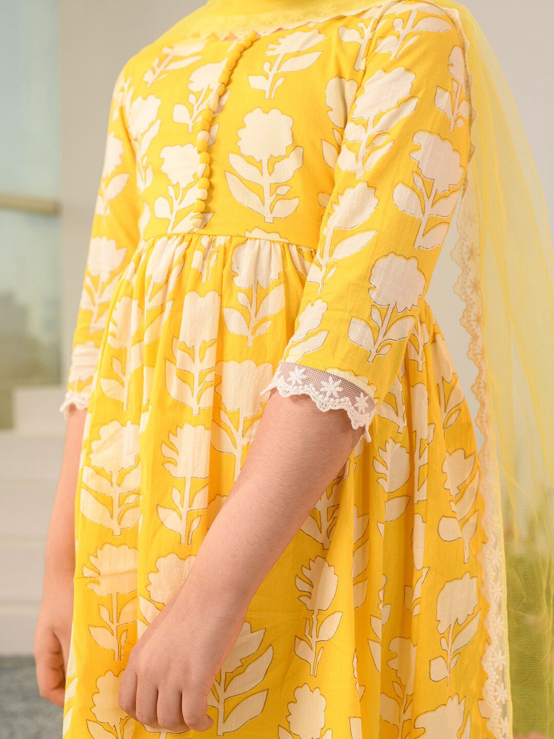 Girls Floral Printed Regular Pure Cotton Kurta with Trousers & Dupatta