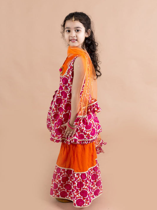 Girls Magenta & Orange Printed Angrakha Cotton Kurta Set