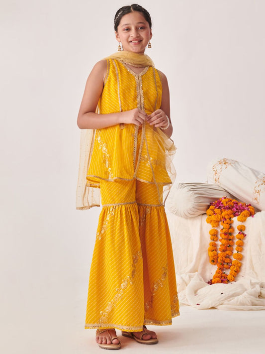 Girls Printed Regular Sequinned Kurta Sharara With Dupatta