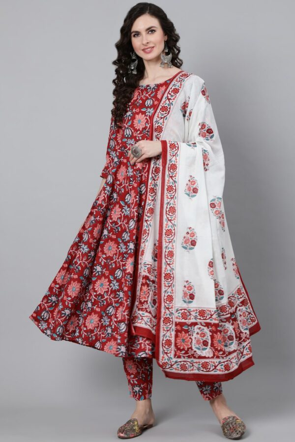 Nayo Women Red Floral Printed Kurta With Trouser & Dupatta