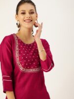 Varanga Women Magenta & White Embellished Straight Kurta - Image 2
