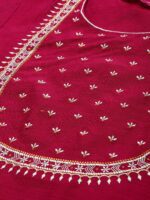 Varanga Women Magenta & White Embellished Straight Kurta - Image 6