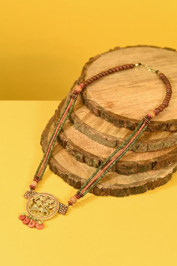 AAKRITI ART CREATIONS Brown & Green-Toned AD-Studded Necklace