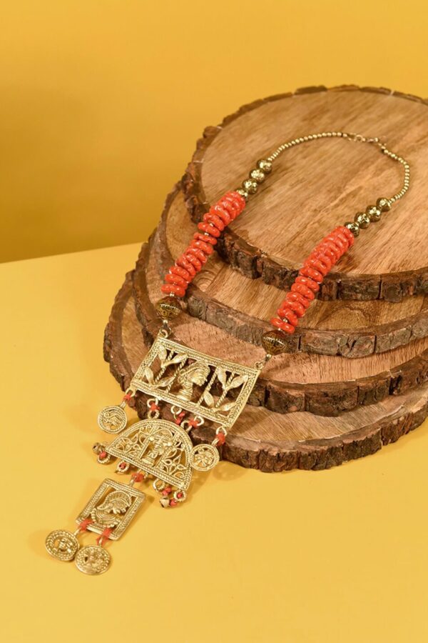 AAKRITI ART CREATIONS Orange & Gold-Toned Brass Necklace