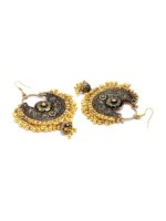 Arrabi Black & Gold-Toned Oxidised Kundan Studded Maang Tikka & Earrings Set - Image 4