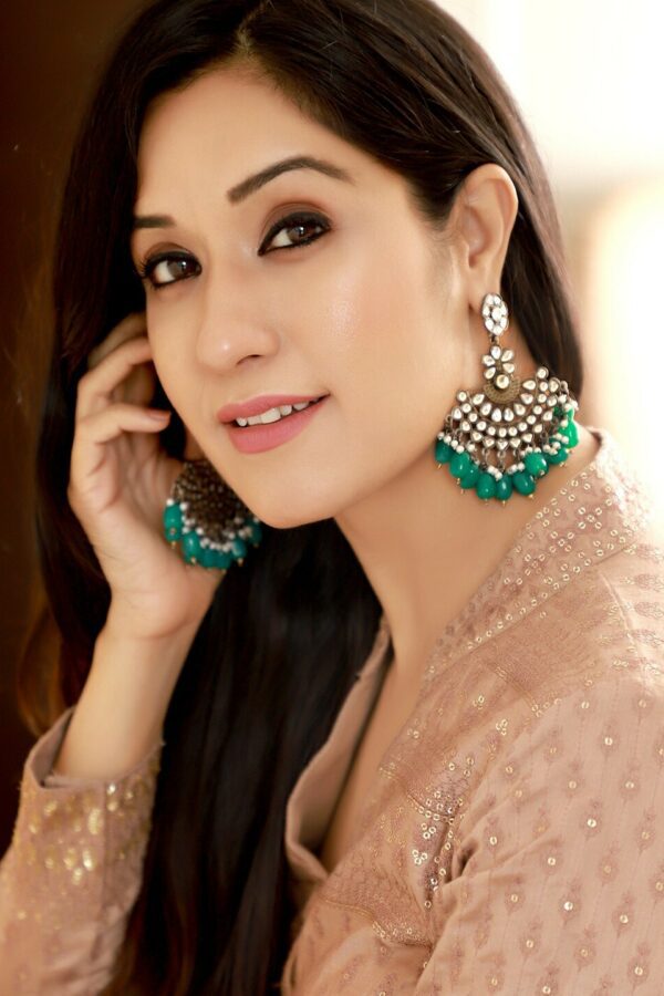 Rubans Silver-Toned & Green Classic Drop Earrings