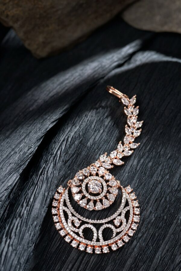 Saraf RS Jewellery Rose Gold-Plated White AD-Studded Half Moon-Shaped Handcrafted Maang Tikka
