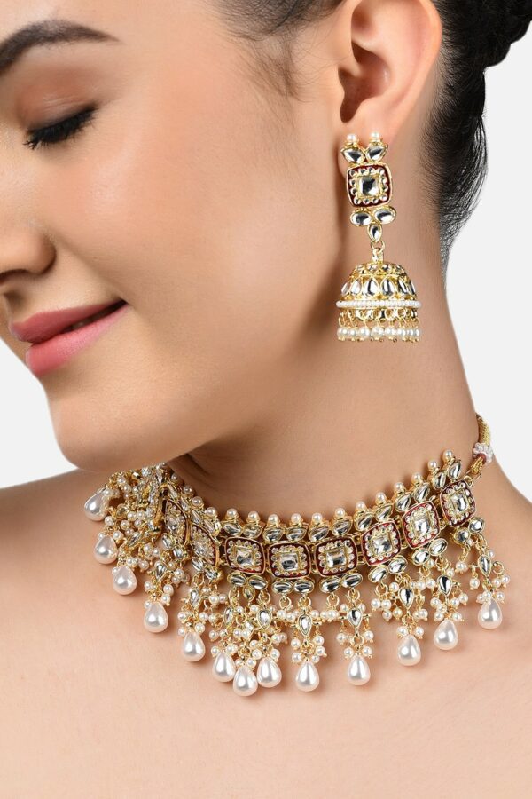 Zaveri Pearls Gold-Plated & Red Kundan Studded Meenakari Jewellery Set